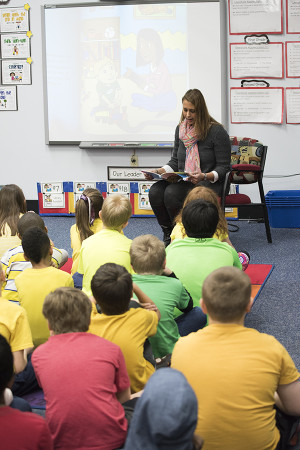 Child psychiatrist, Mini Tandon, reading from her book, “Dr. Mini Mental Health Meets Willie Wannaknow.” 