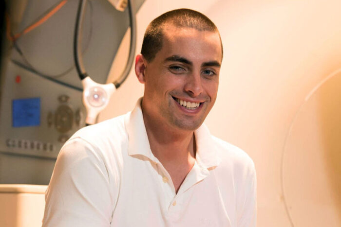 Dr. Nico Dosenbach decided to put his healthy arm in a cast to figure out more about how the brain deals with an immobilized limb.