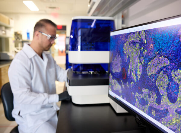 Research specialist Tianxiang “Roderick” Lin works in the Immunomonitoring Lab at the WashU Medicine Bursky Center for Human Immunology & Immunotherapy