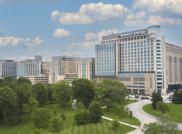 Plaza West Tower at Barnes-Jewish and WashU Medicine