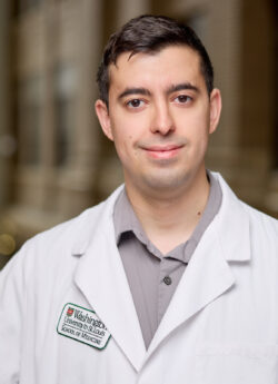 MD/PhD Student Ariel Hernandez-Leyva